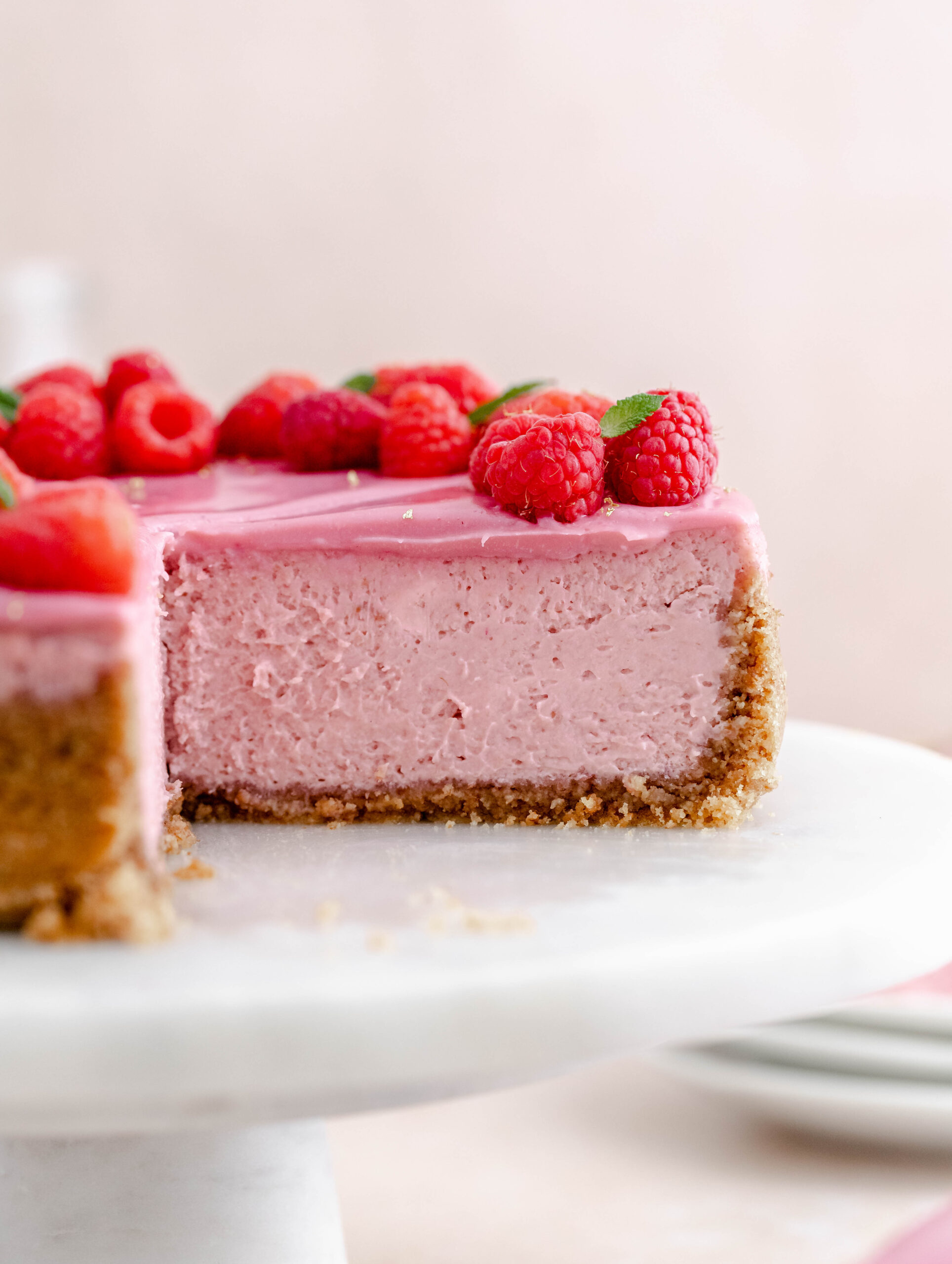 Fresh and creamy Raspberry Cheesecake