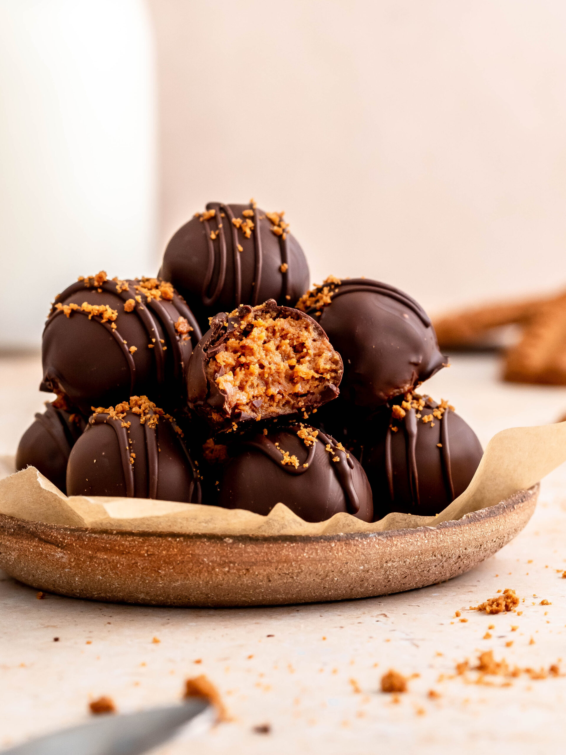 Easy Lotus Biscoff Truffles