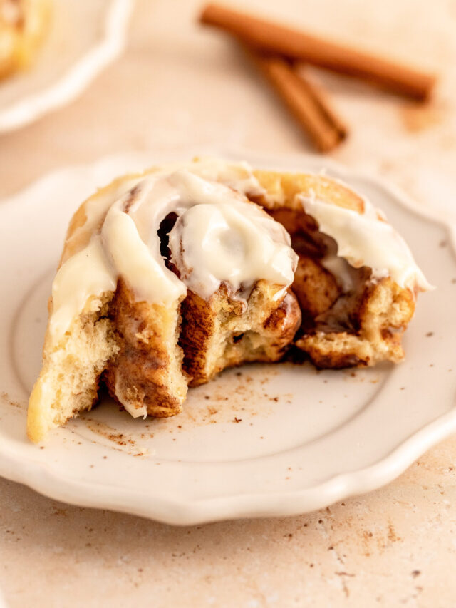 Small Batch Cinnamon Rolls