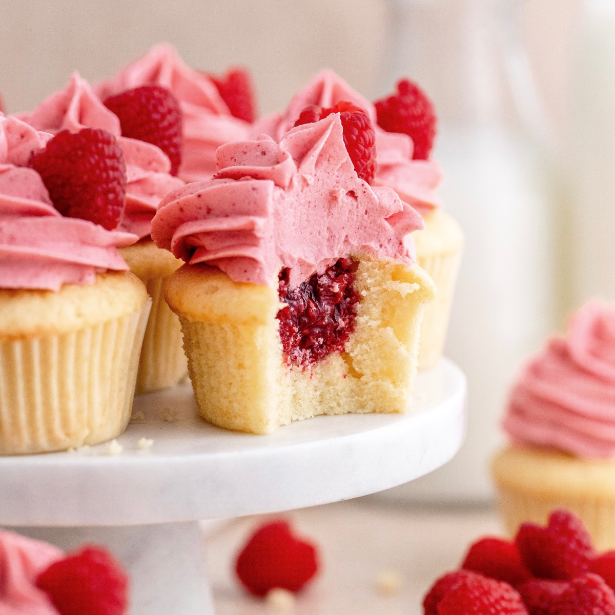 raspberri cupcakes: Mandarin & Jasmine Tea Cup Jellies with Raspberries