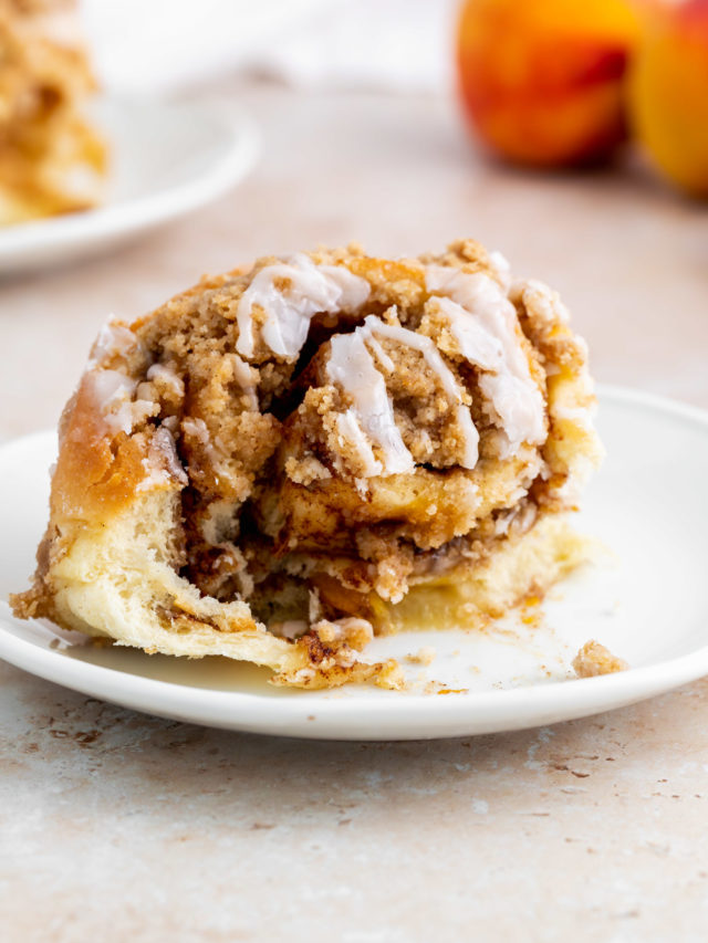 Peach Cobbler Cinnamon Rolls