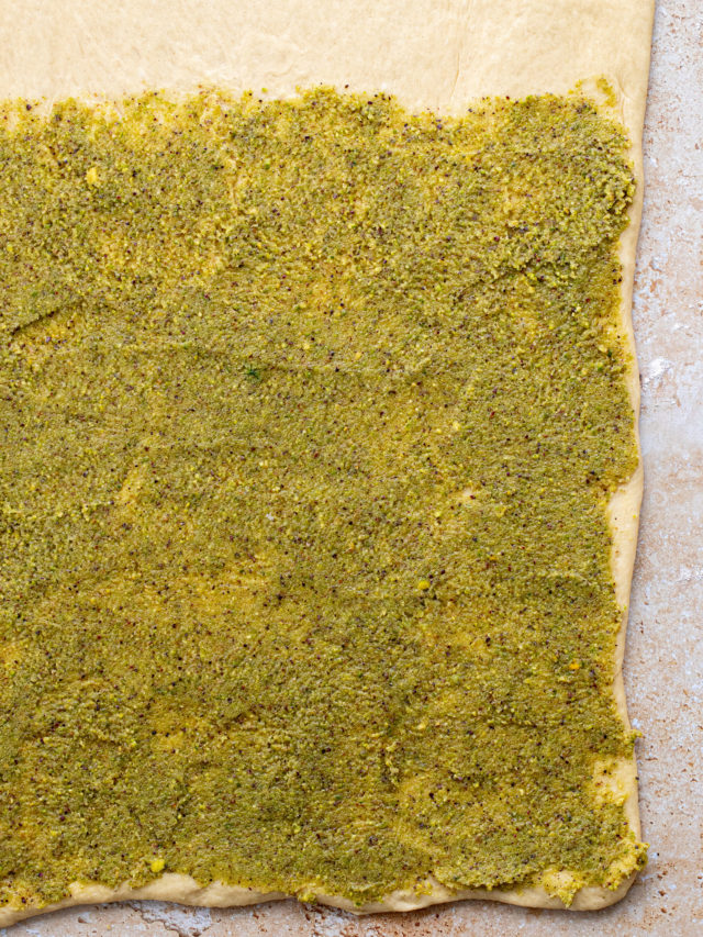 Pistachio Chocolate Rolls - Julie Marie Eats