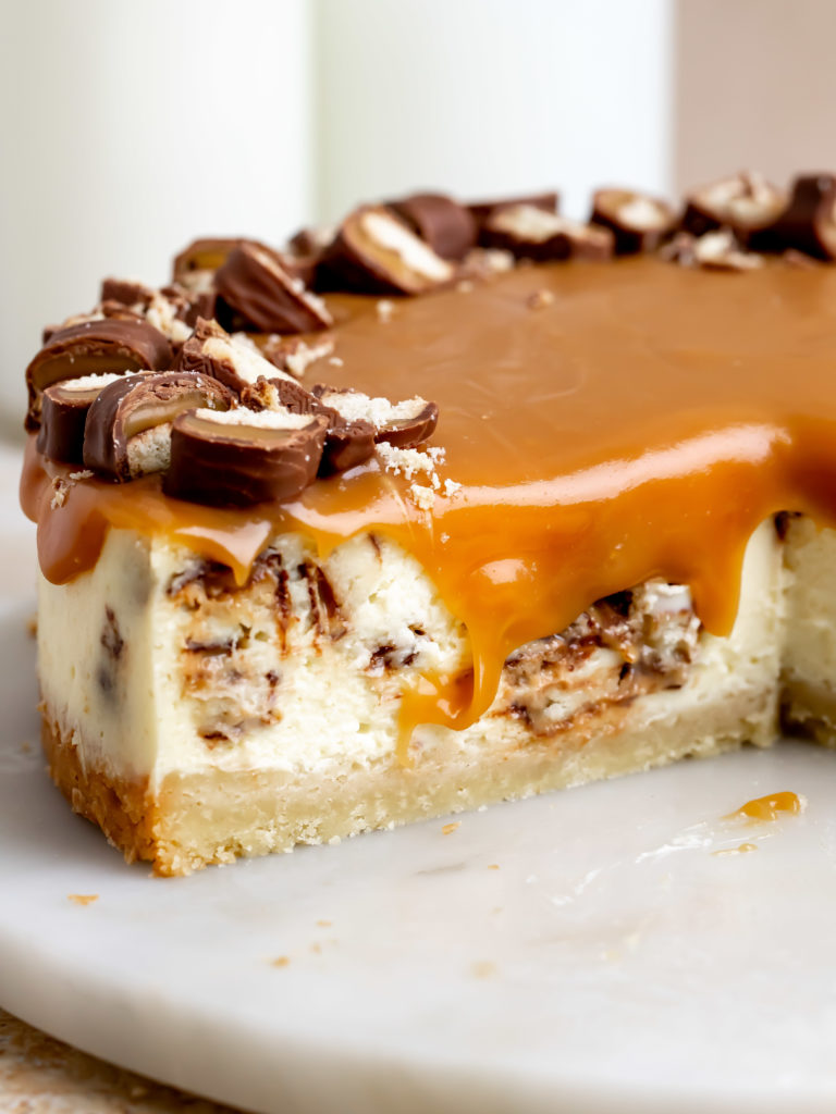 Twix Cheesecake - Julie Marie Eats