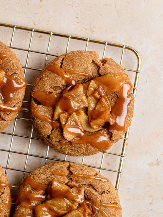 Apple Pie Cookies - Julie Marie Eats