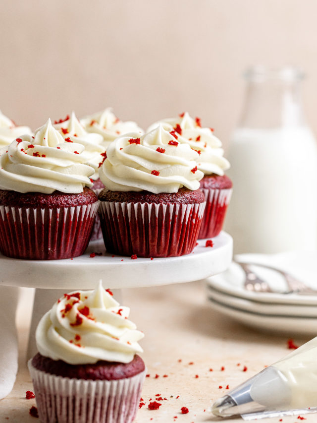 Red Velvet Cupcakes - Julie Marie Eats