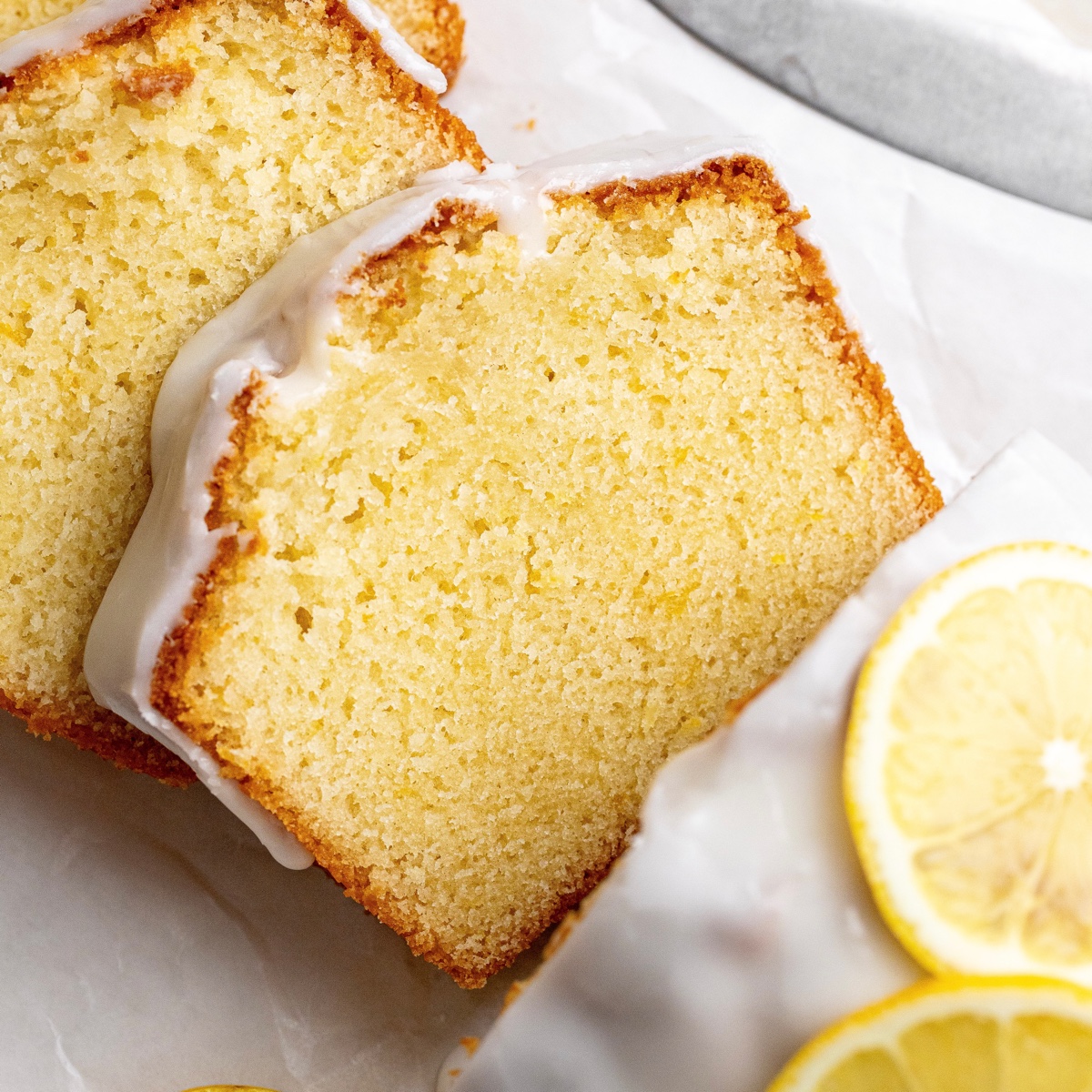 Lemon Loaf Cake [juliemarieeats.com]