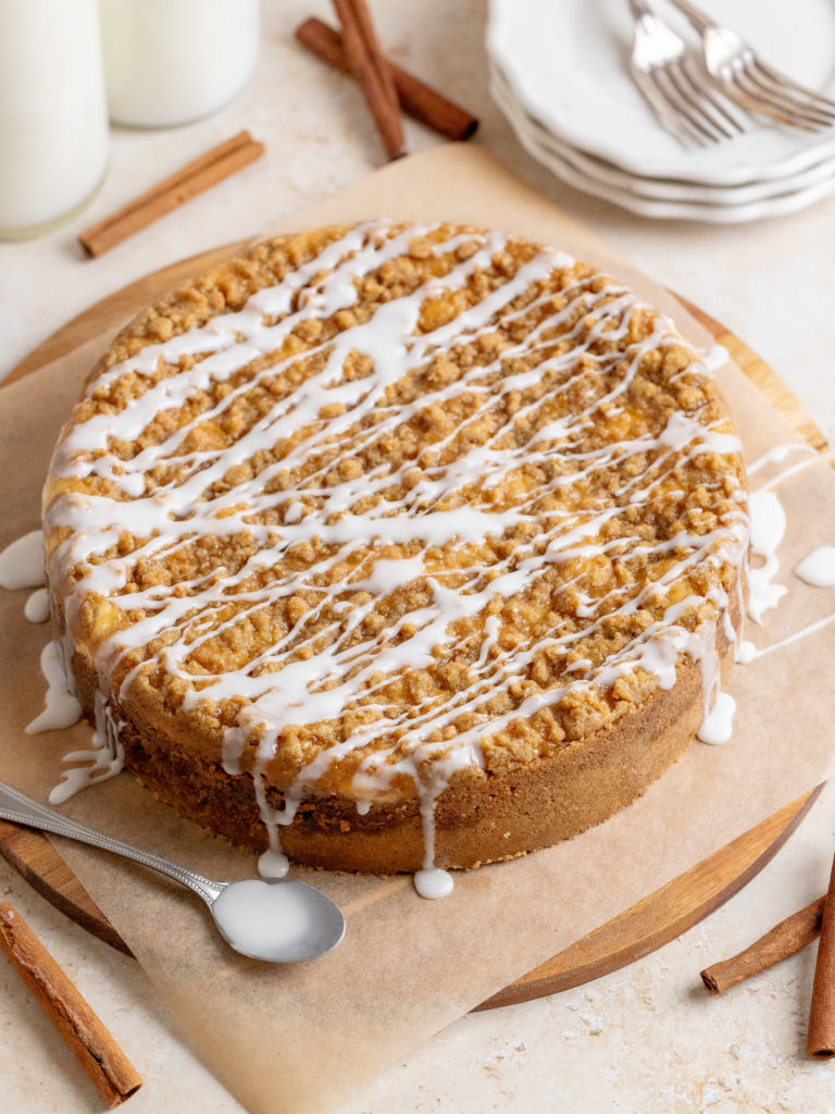 Coffee Cake Cheesecake - Julie Marie Eats