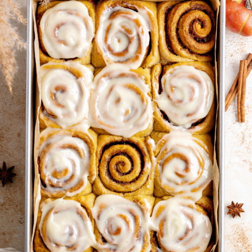 Pumpkin-Cinnamon-Rolls-16-